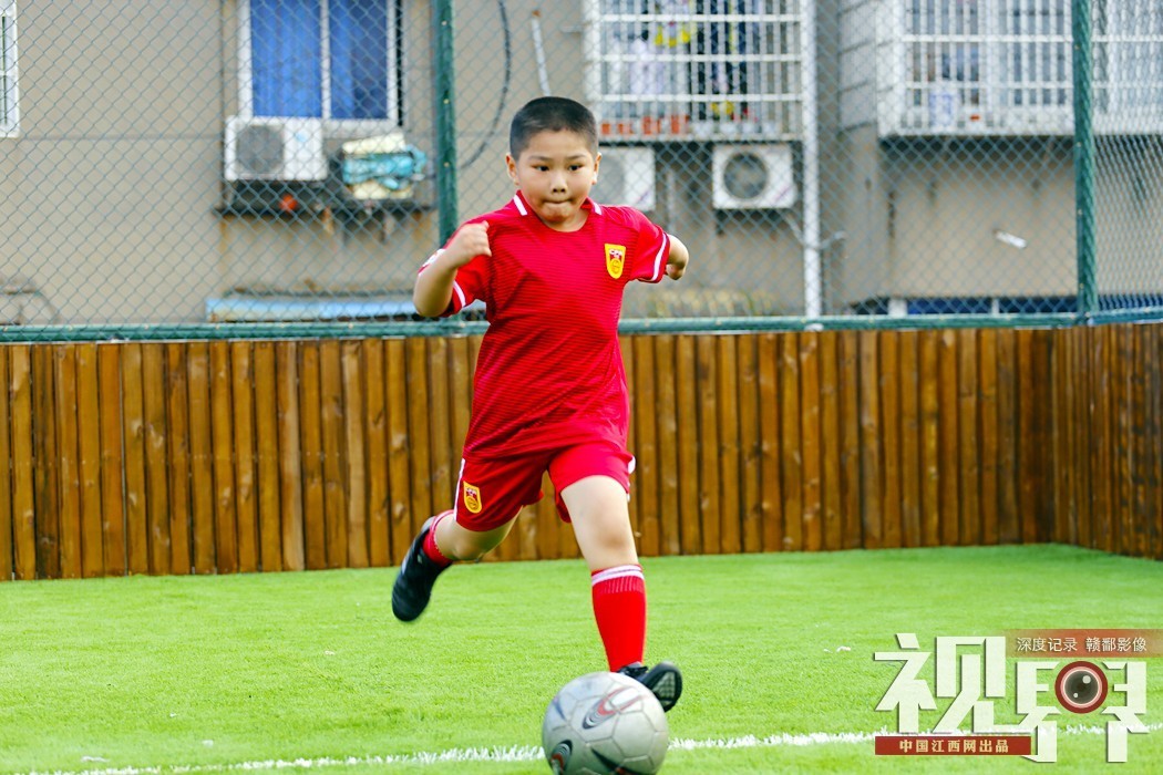 视界南昌踢球者，草根的梦，中国足球还有戏？