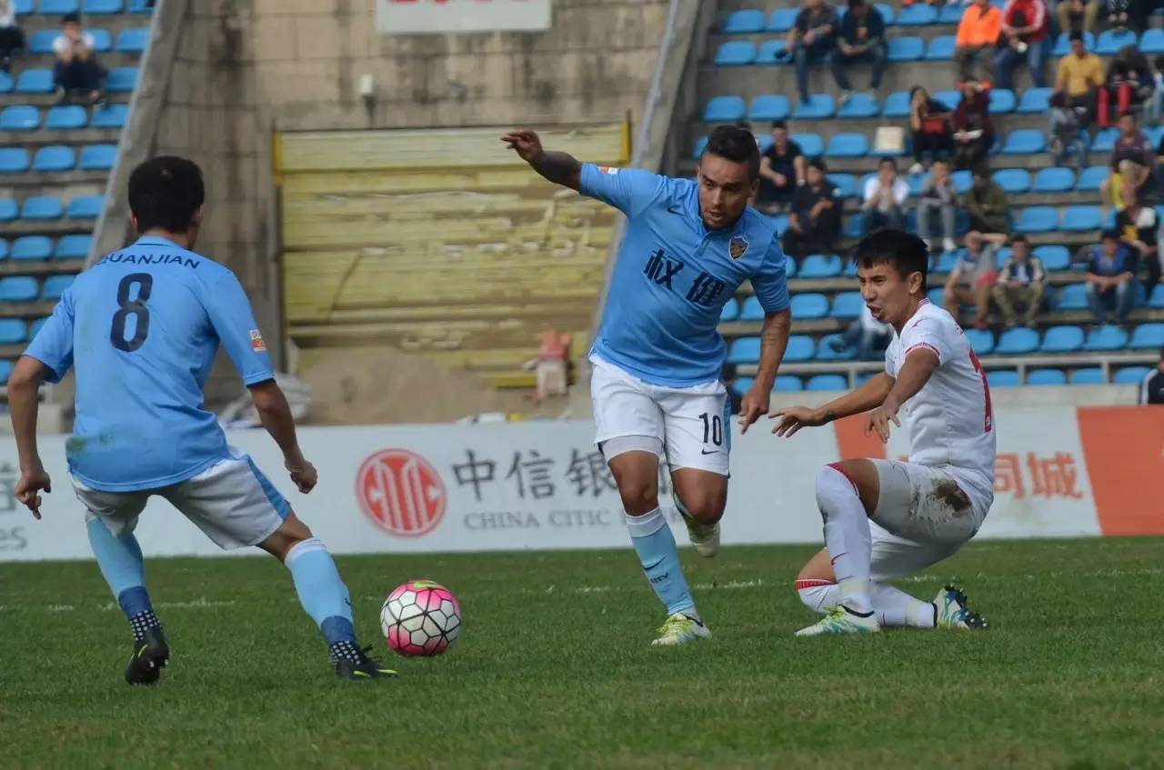 先胖不胖后胖压塌炕,热烈庆祝天津权健足球队冲超成功