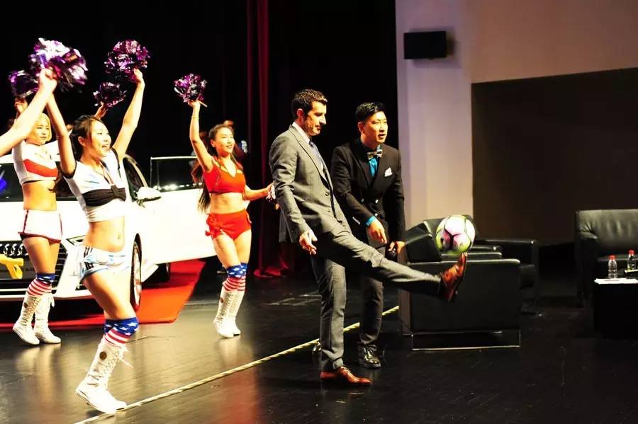 菲戈是踢什么位置的,菲戈最近