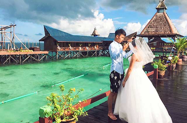 帅哥带你去日本旅游,仙本那个性旅拍婚纱照推荐