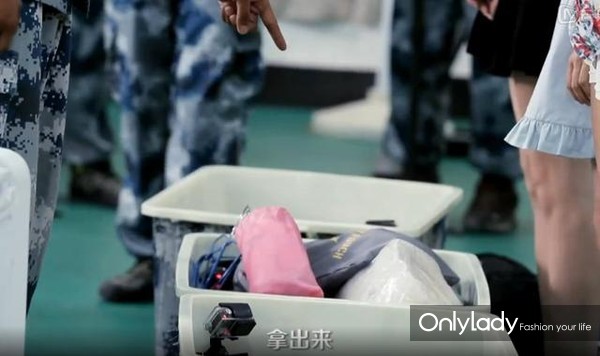 杨幂的素颜妆,杨幂的真实体重和身高