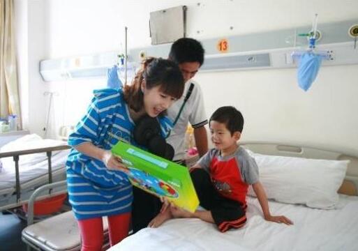 儿童腹膜炎的症状及治疗,继发性腹膜炎最主要的治疗方法是