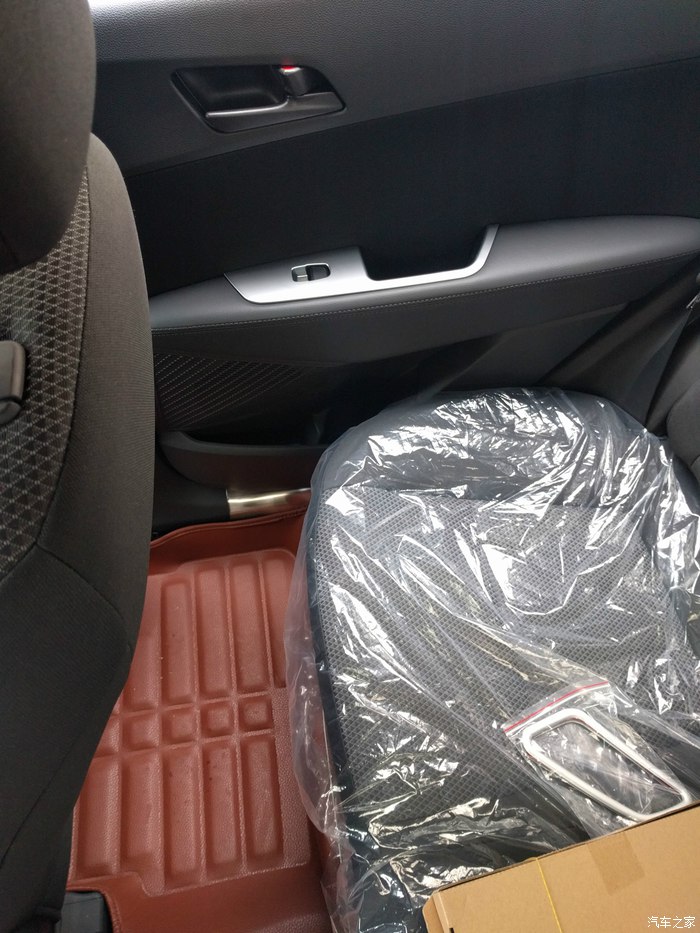 新一代北京现代ix25内外循环,现代ix25最新款到底合适不合适买