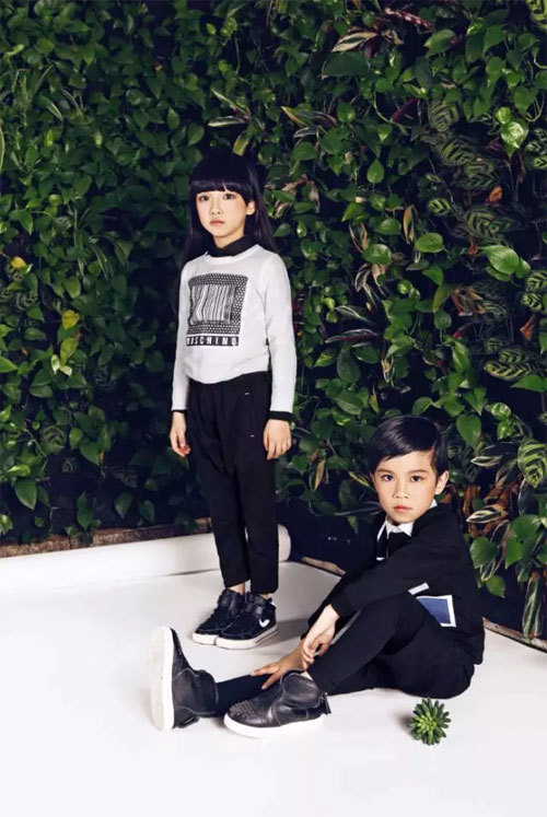 来看看你的秋季穿搭,7080后童年服装有哪些