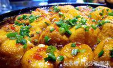 酥香鱼豆腐,鱼豆腐一口下去满口的鱼肉鲜香