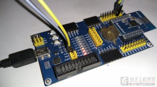 在BLE400上体验microbit的运行效果