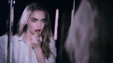 一支YSL就打发了女票,那一双NIKEMag呢?