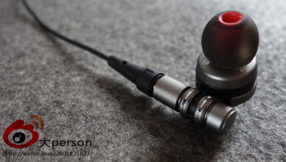 究极梦幻！日本动漫大师的工业设计重装机甲下的幽灵之声