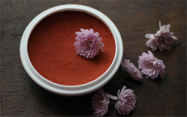 平价口红的正确使用方法,一支口红拯救素颜