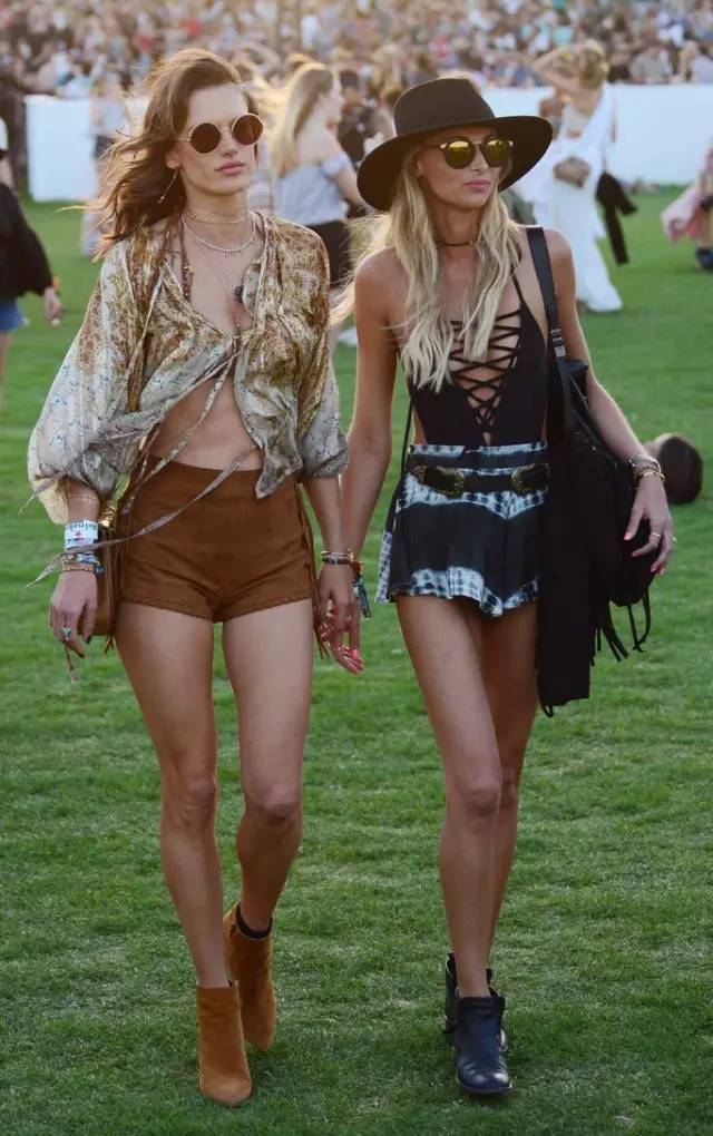 奶奶裤短靴时髦气质又流行,新款时髦2022年短靴子