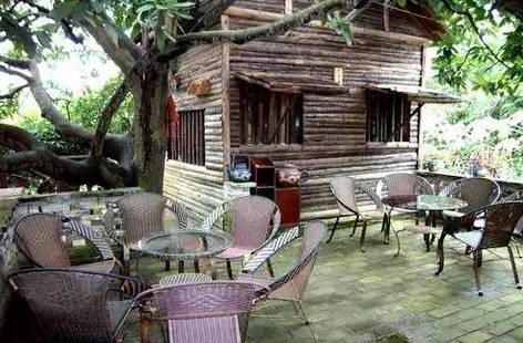 又到了夏天路边烧烤,又到了烧烤的时候