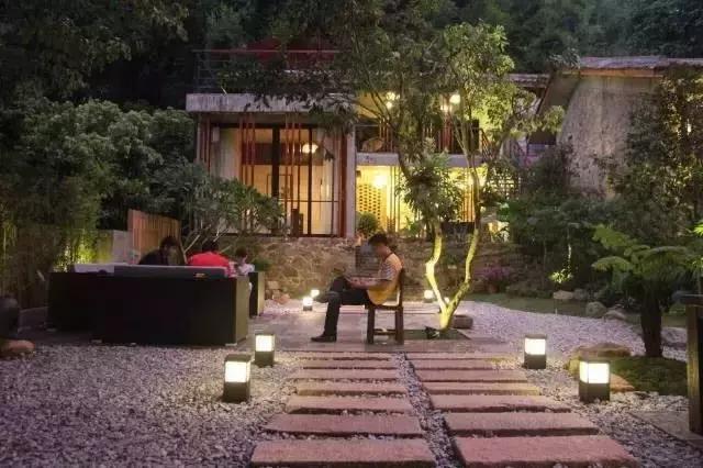 一个隐匿的世外桃源,一间隐藏在市区民宿