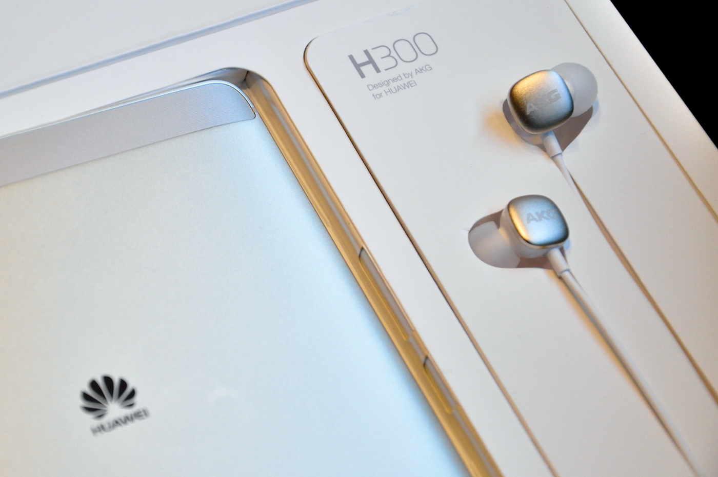 鍗庝负骞虫澘m3娴嬭瘎瑙嗛,鍗庝负骞虫澘m3瑙嗛璇勬祴