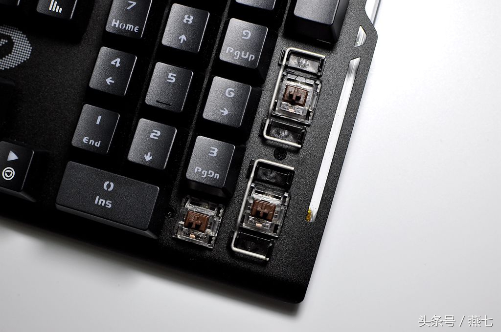 达尔优ek815键盘评测,达尔优ek815机械键盘测评