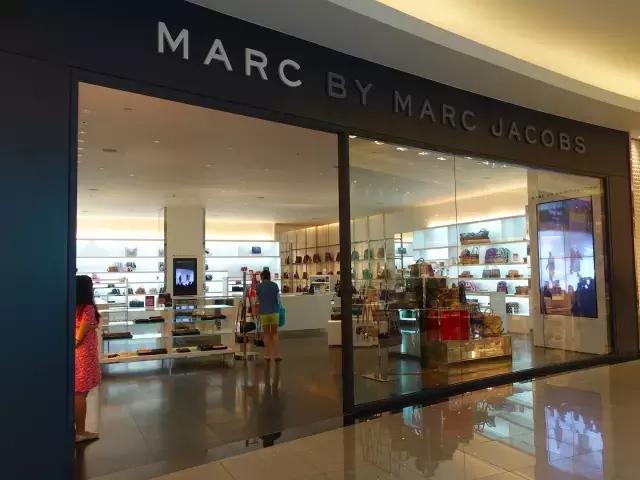 这里买一线大牌比香港便宜3成！风景还很美！