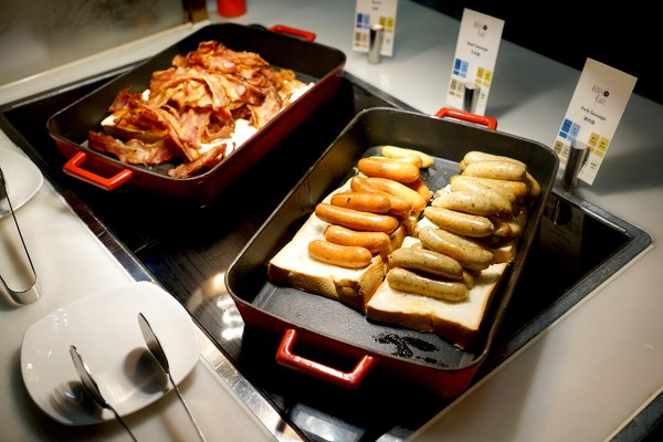 武汉依然繁华,武汉三个烟火气和浪漫的城市