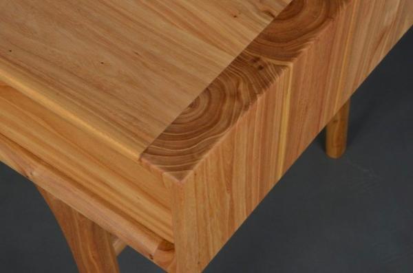 橡木榆木胡桃木哪个好,橡木榆木胡桃木三种哪种最好