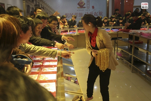 中国大妈理财骗局,中国大妈投资骗局