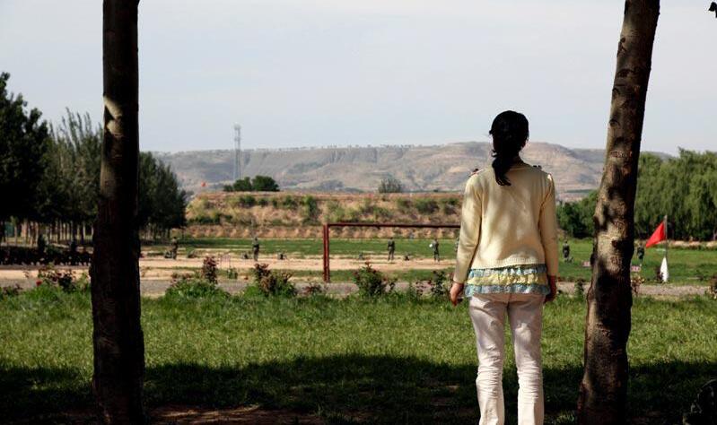 军嫂独守空房七年,军嫂每次回来都是独守空房