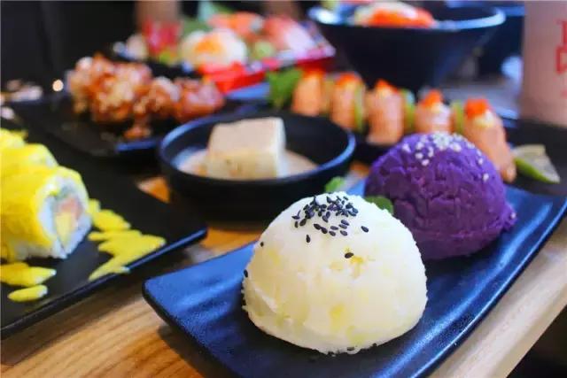 潮牌大叔开在厦门的平价日料店！吃一碗来自墨尔本の销魂牛舌饭~