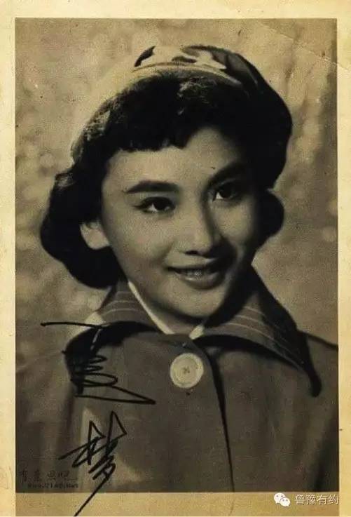 黄蓉小龙女杨过,黄蓉与黄药师和小龙女