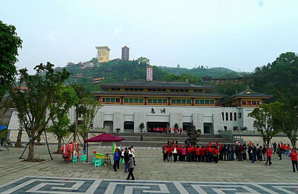 传说这里是人类亡灵的归宿之地