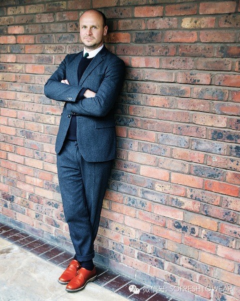 真正有品味的人不买lv,真正有档次的男人不炫耀开什么车