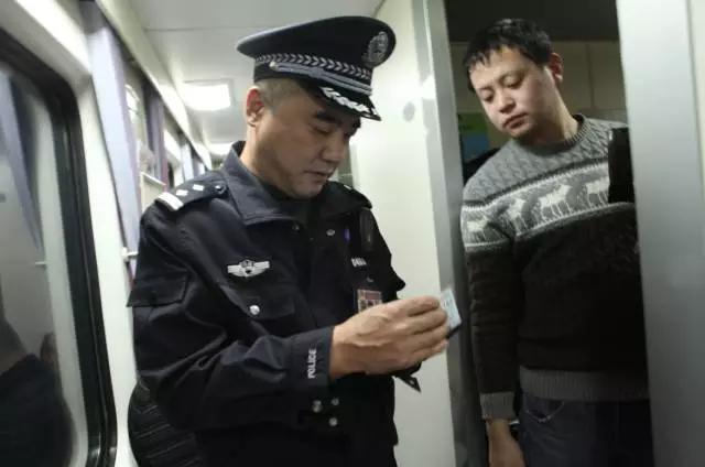 火车站列车员的真实生活,列车员上班的真实感受