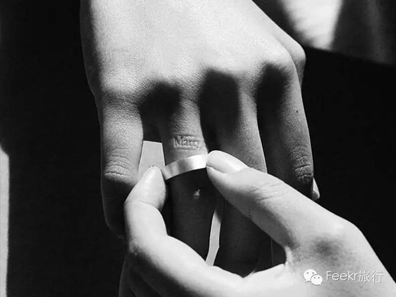 情人节花和巧克力礼物,情人节礼物巧克力礼盒推荐