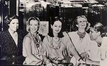 fendi皮草的历史,fendi皮草故事