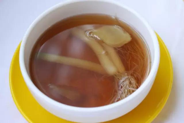 天这么冷孩子非要脱掉外套,孩子着凉了温度高怎么办