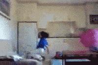 搞笑瑜伽球翻滚,瑜伽球搞笑