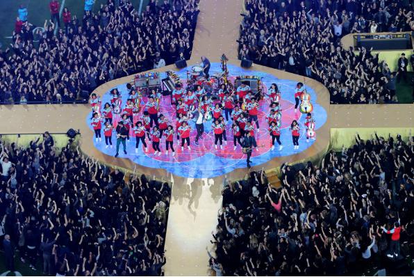 ladygaga碧昂丝雷哈娜,nfl超级碗中场秀ladygaga