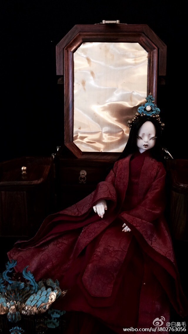 他们为何痴迷一尊动辄数千上万元的BJD娃娃？|封面报道