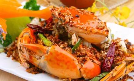 新白鹿、绿茶3折,炉鱼、乐伯部队锅半价,哈根达斯买一送一西湖边上的老牌商场,要用6天承包你的胃!