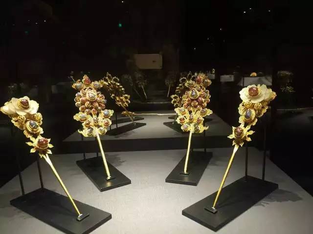 观复博物馆是私人博物馆么,上海观复博物馆十大镇馆之宝