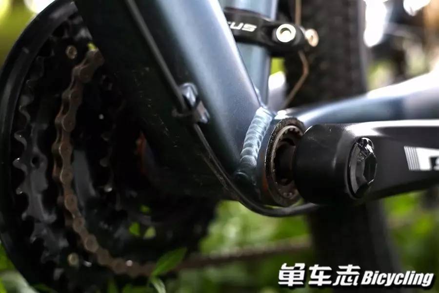 喜德盛英雄300多少钱入手合适,喜德盛英雄300和英雄600什么区别