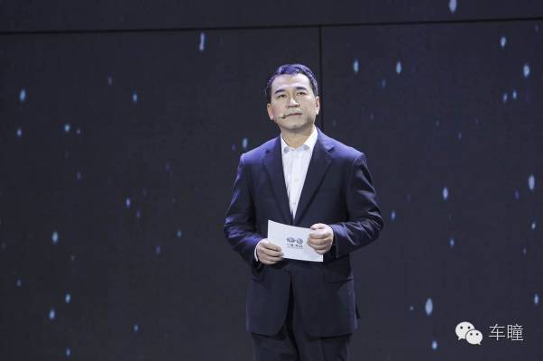 跨界旅行车开拓者蔚领,蔚领全景天窗玩法