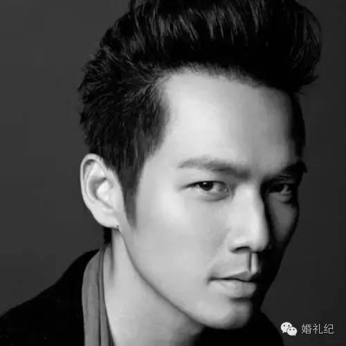 晒老公啦！老公发型对了婚纱照也能拍成韩剧海报哟