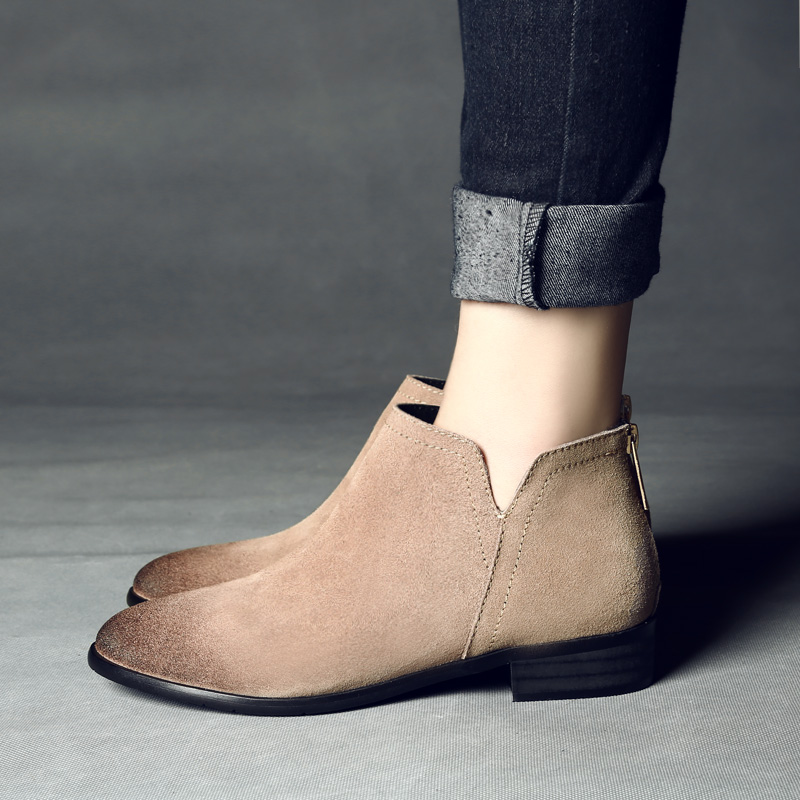 英伦鞋搭配出复古风秒变时尚达人,穿潮鞋走时尚之路