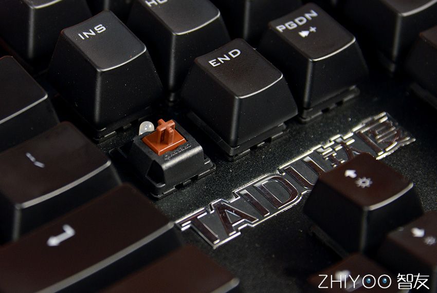 茶轴游戏手感,茶轴电竞游戏键盘