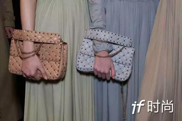 范冰冰手拿包,范冰冰lv包包