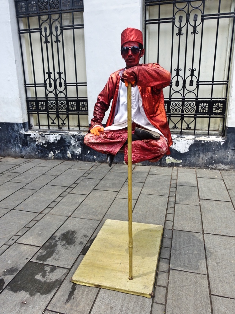 印尼首都雅加达危险吗,印尼巴厘岛安全吗