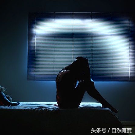 抑郁烦躁症怎么治疗,心里烦躁失眠抑郁能自愈吗