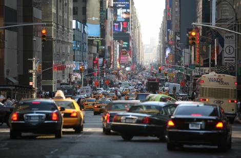 美国遇到车祸怎么办,在美国开车出事故怎么赔偿