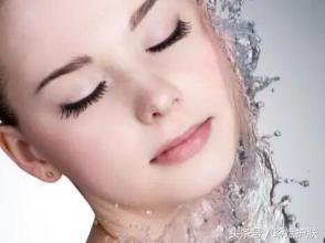 皮肤出油爱长痘痘怎么护肤,皮肤出油爱长闭口怎么办