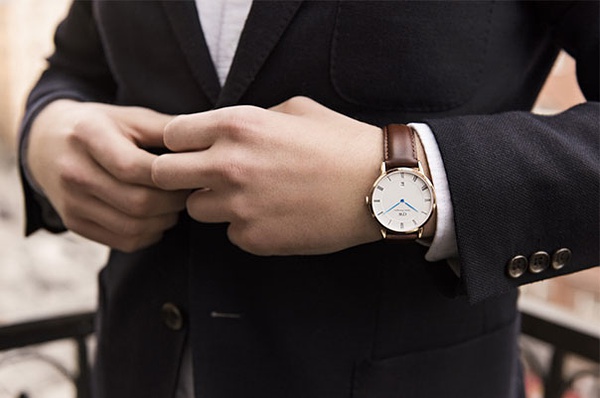 简约而不简单低调而不失奢华手表,简约高端风格的手表有什么推荐