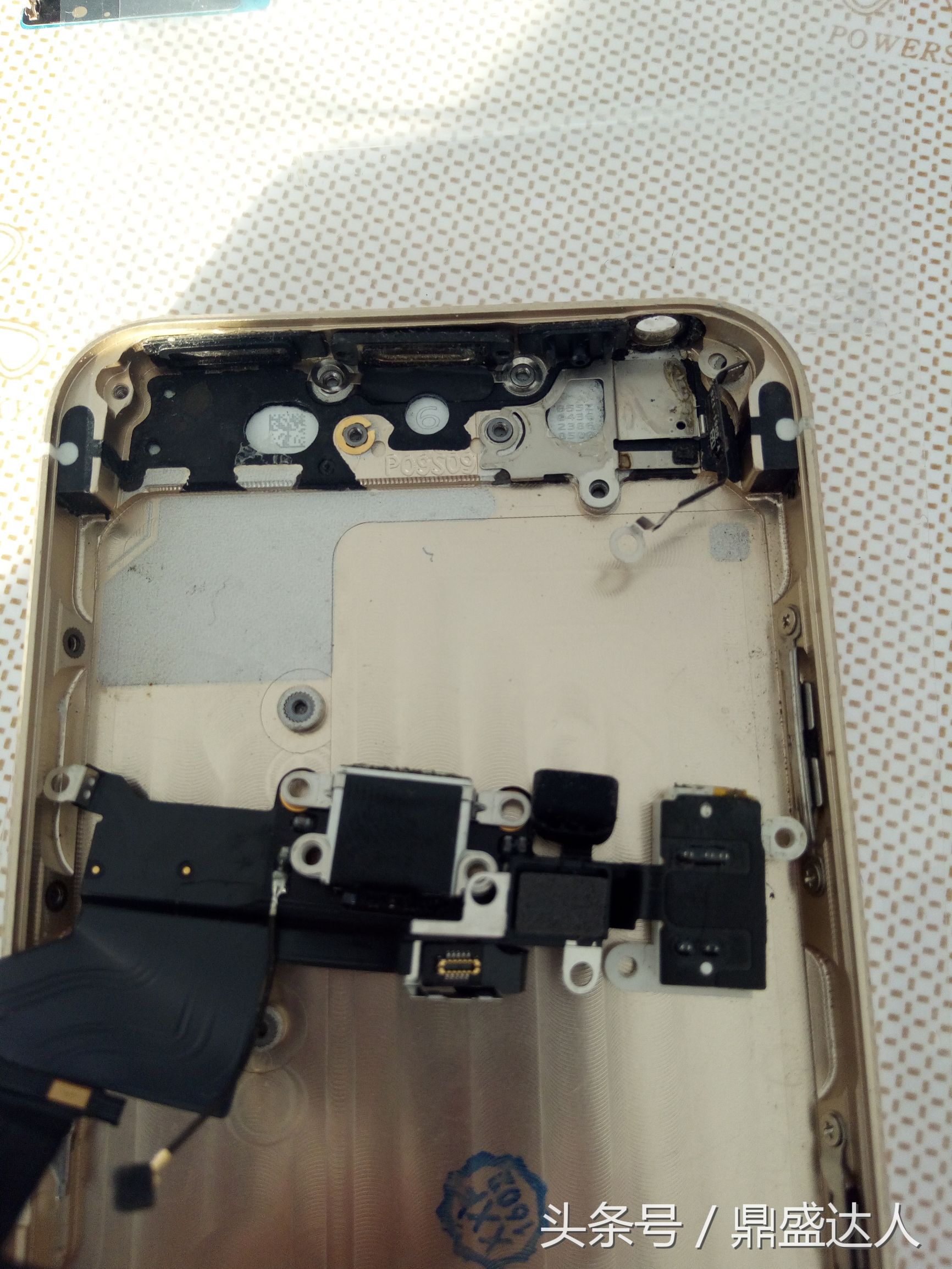 苹果5s拆机换壳视频教程,苹果5s拆机更换主板