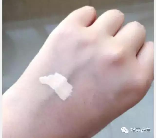 还在迷恋YSL星辰?是阿玛尼小胖丁不够可爱还是颜色不够美?