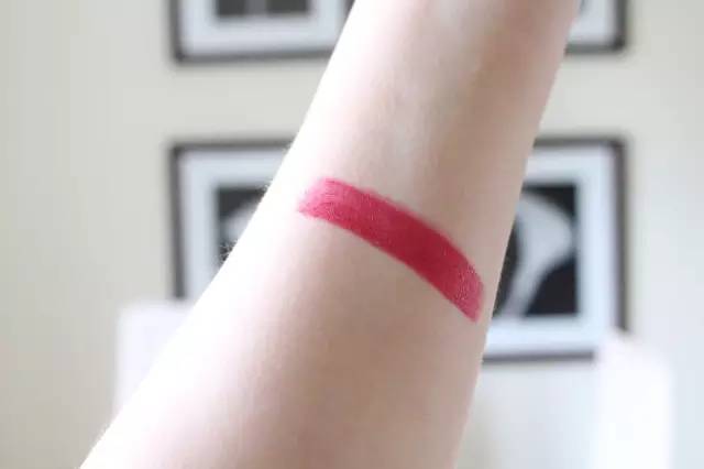 香奈儿口红三支套装试色,看了又看银珠的口红